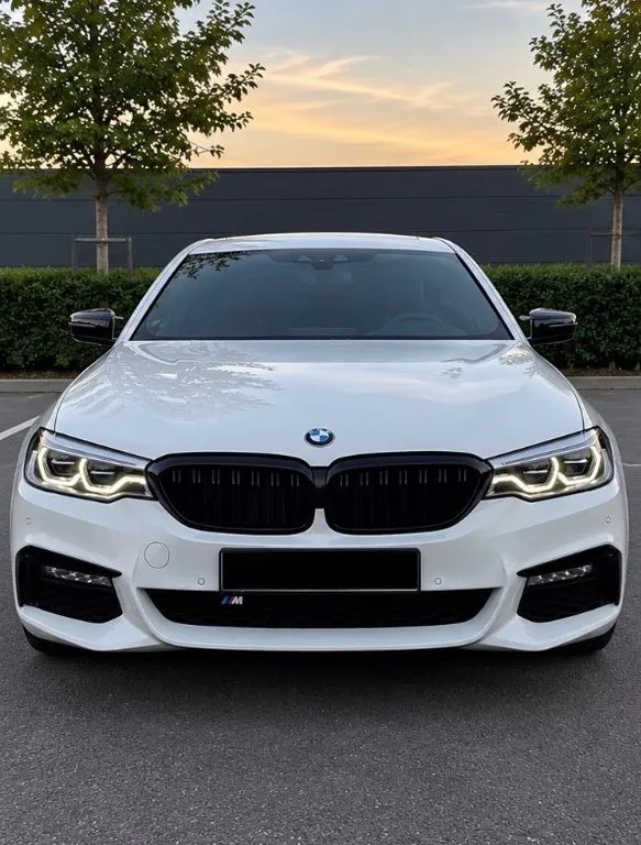 BMW 525