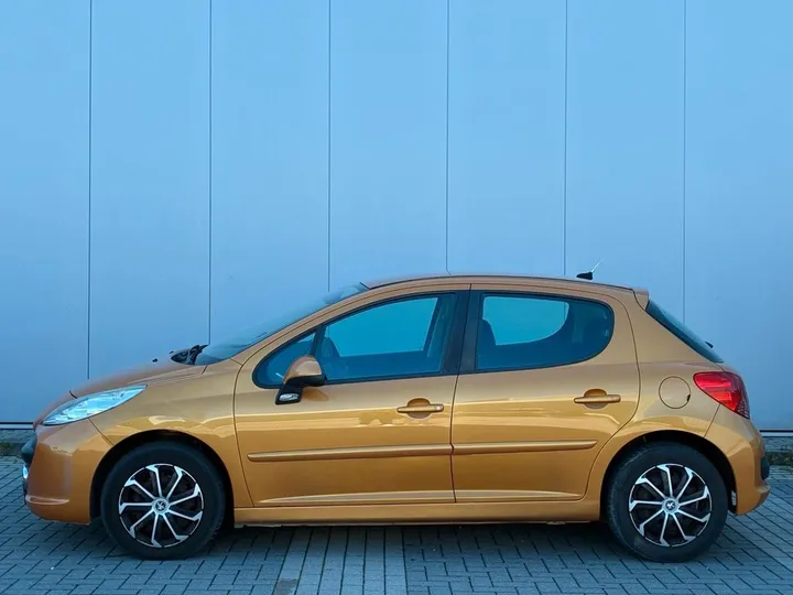 Peugeot 207