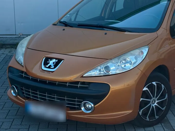 Peugeot 207