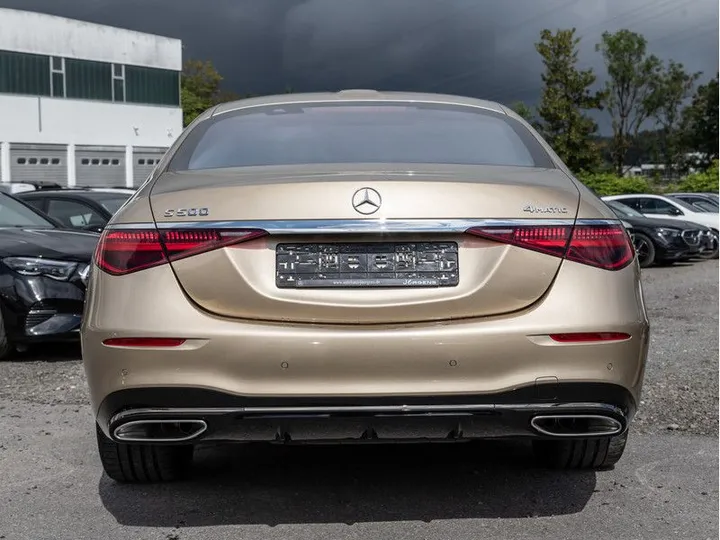 Mercedes-Benz S 500