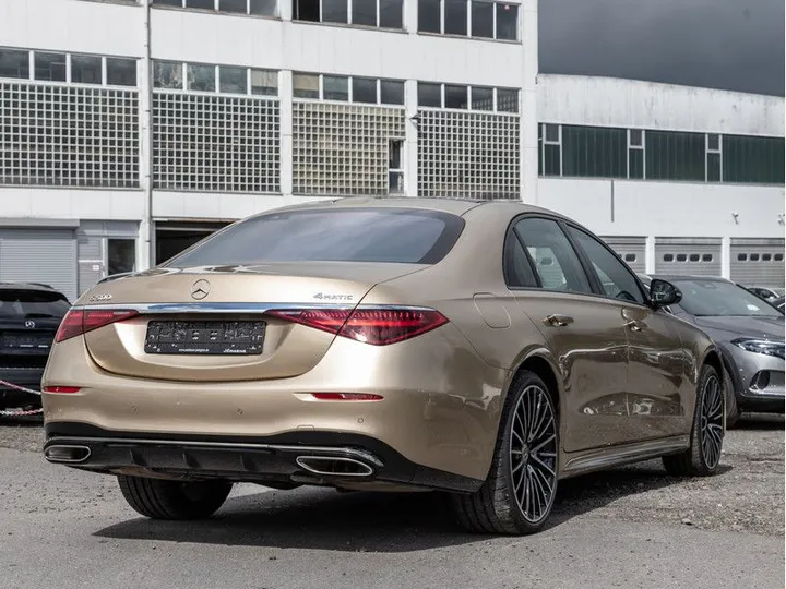 Mercedes-Benz S 500