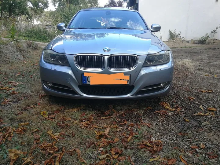 BMW 330
