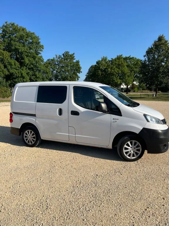 Nissan NV200