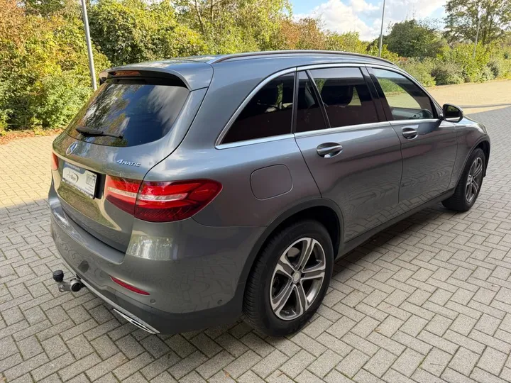 Mercedes-Benz GLC 250