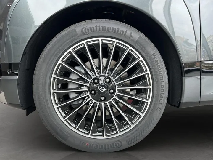 Hyundai IONIQ 9