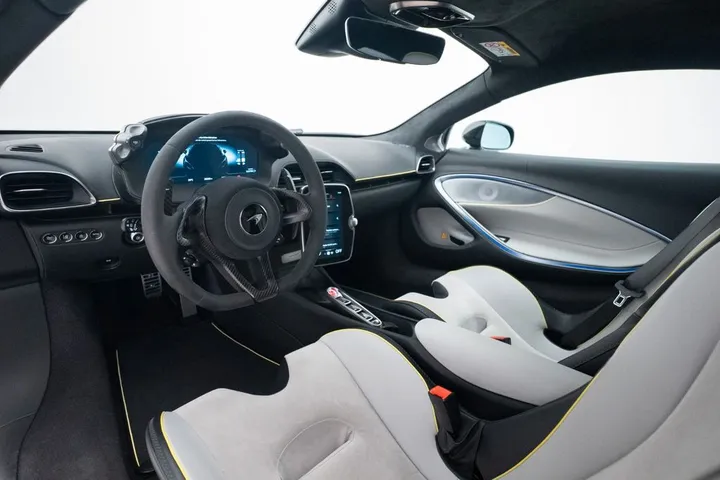 McLaren Artura