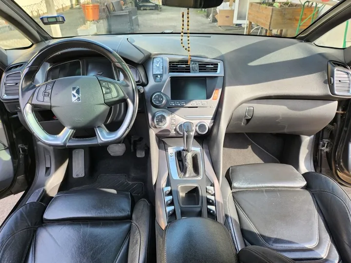 DS Automobiles DS5