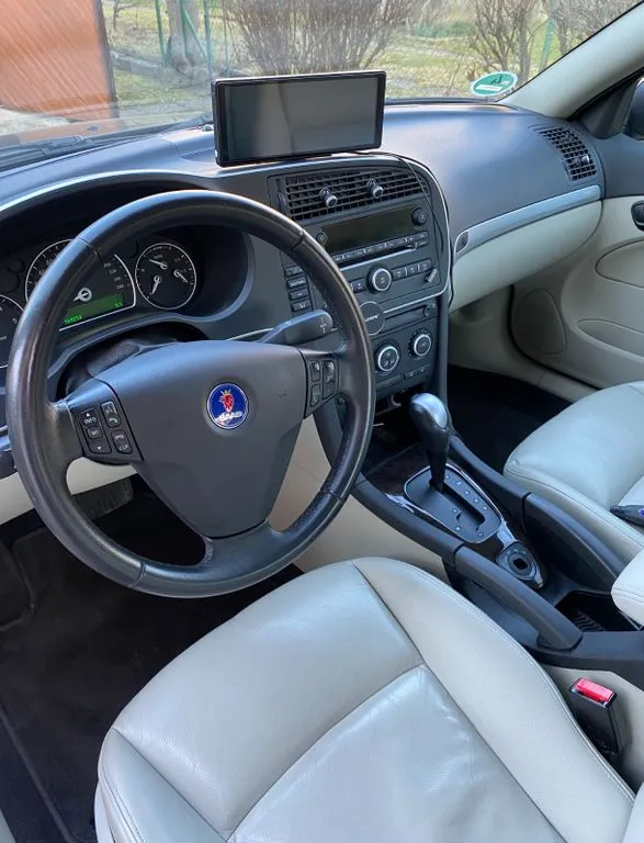 Saab 9-3