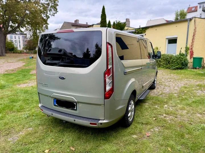 Ford Tourneo Custom