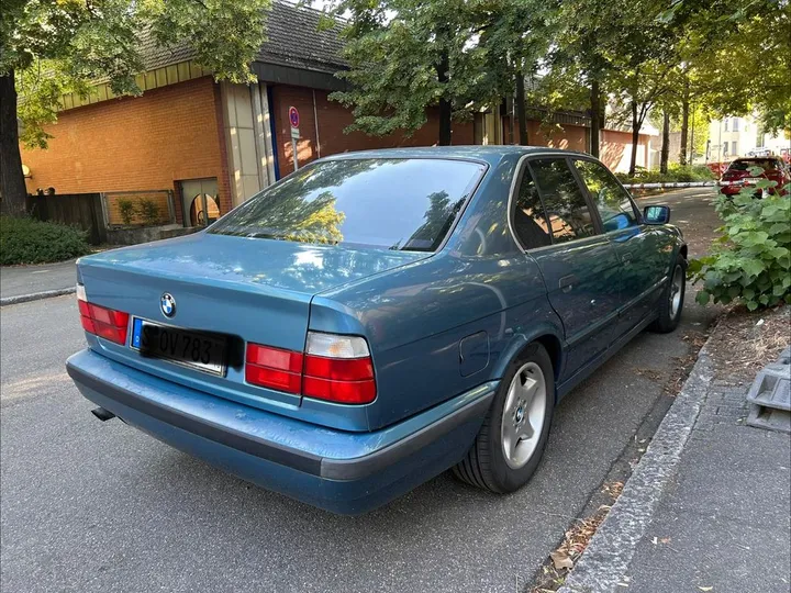 BMW 520