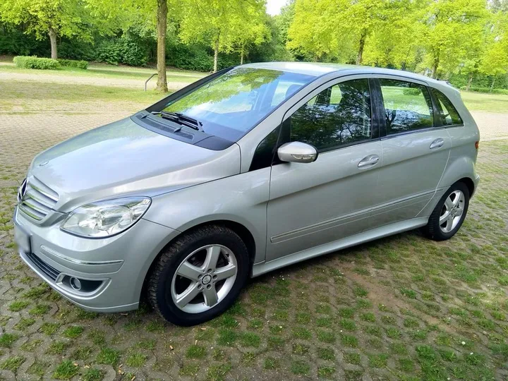 Mercedes-Benz B 150