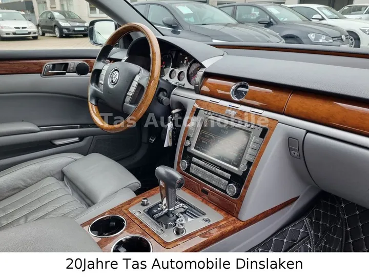Volkswagen Phaeton