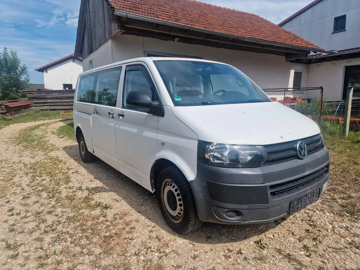 Volkswagen T5 Transporter