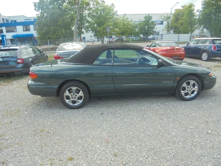Chrysler Stratus