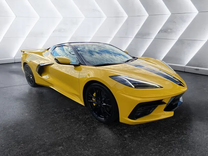 Corvette C8