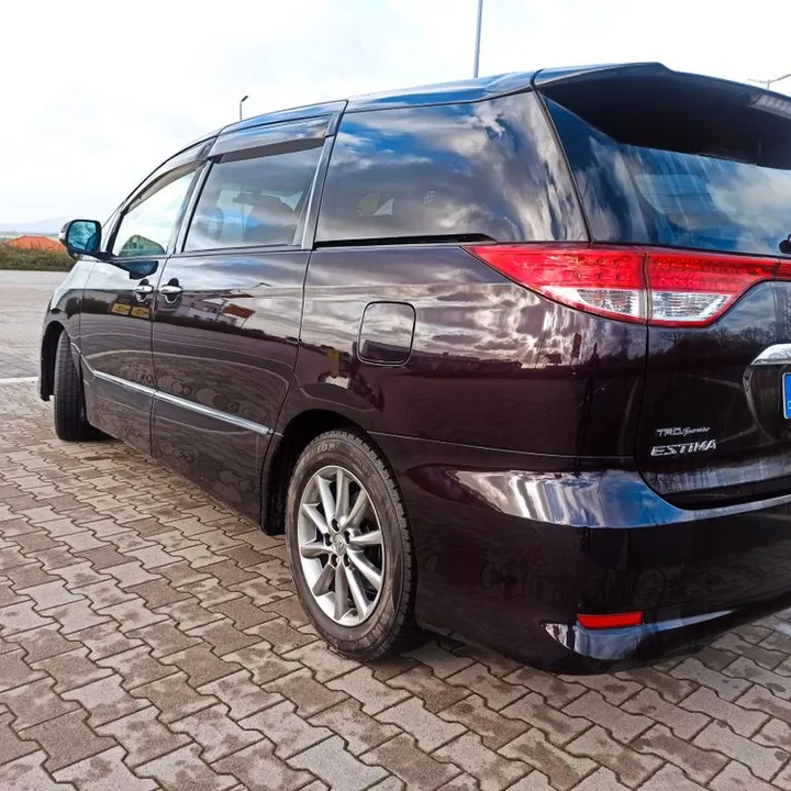 Toyota Previa