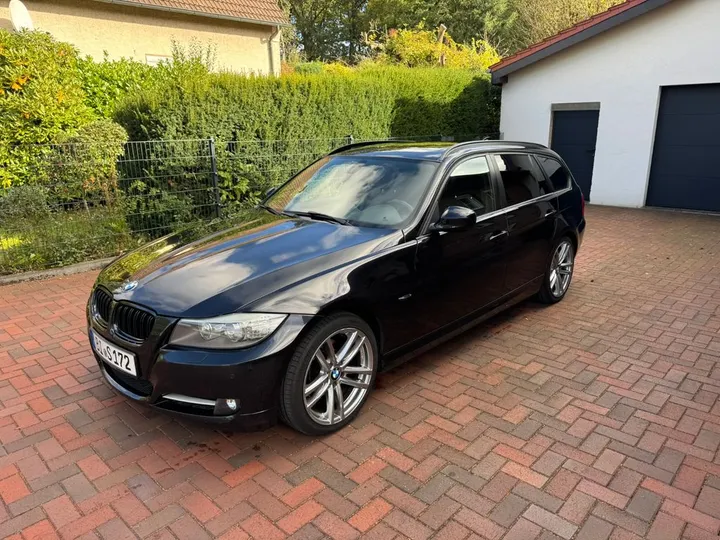 BMW 320