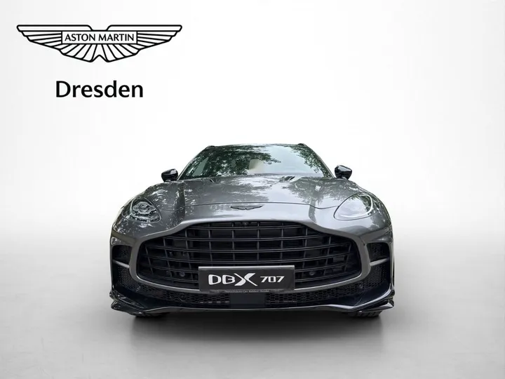 Aston Martin DBX