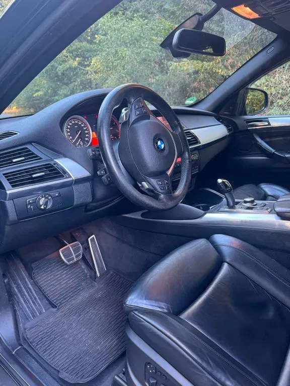 BMW 635