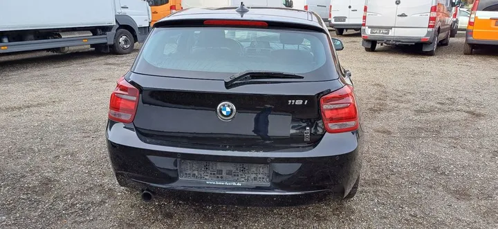 BMW 118
