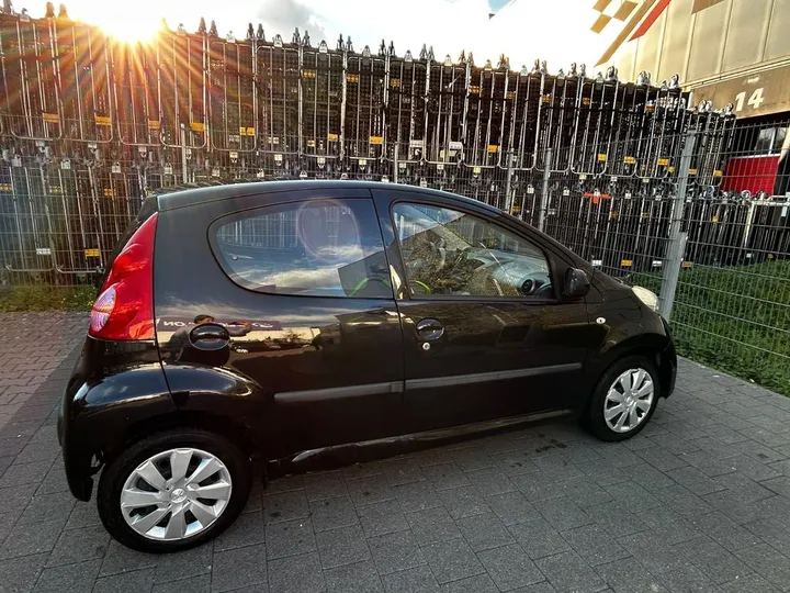 Peugeot 107