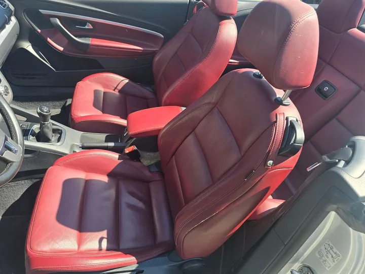 Volkswagen Eos