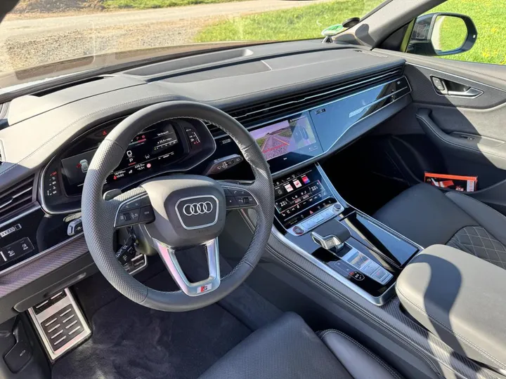 Audi SQ8