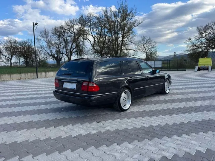 Mercedes-Benz E 420