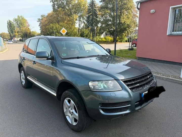 Volkswagen Touareg