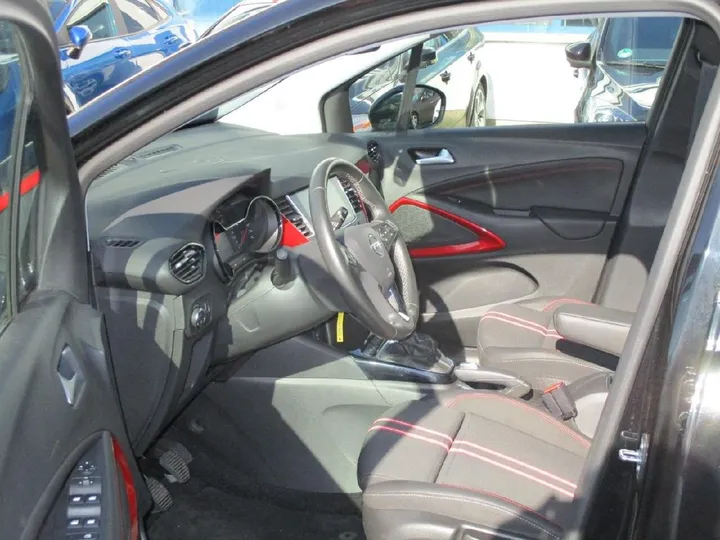Opel Crossland (X)