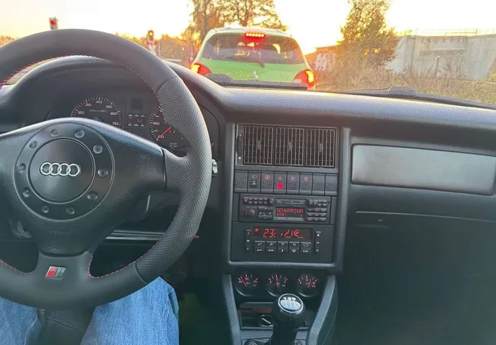 Audi 80