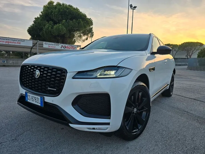 Jaguar F-Pace
