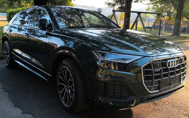 Audi Q8