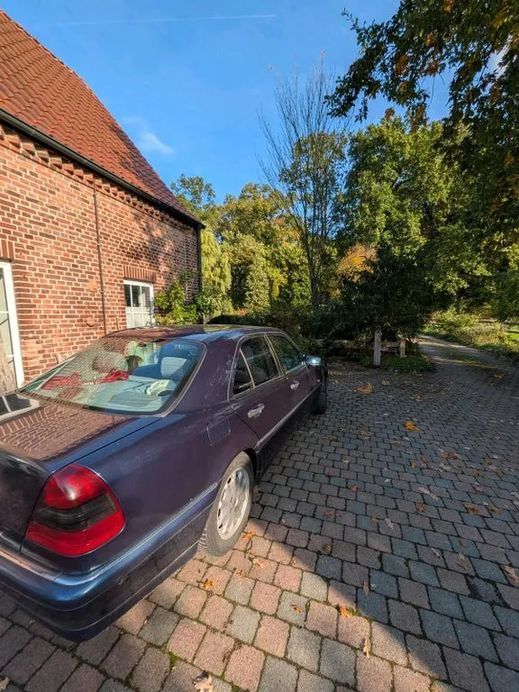 Mercedes-Benz C 200