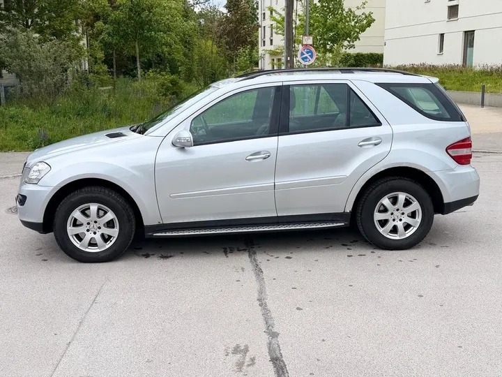 Mercedes-Benz ML 320