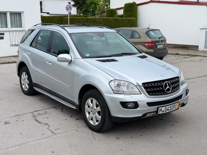 Mercedes-Benz ML 320