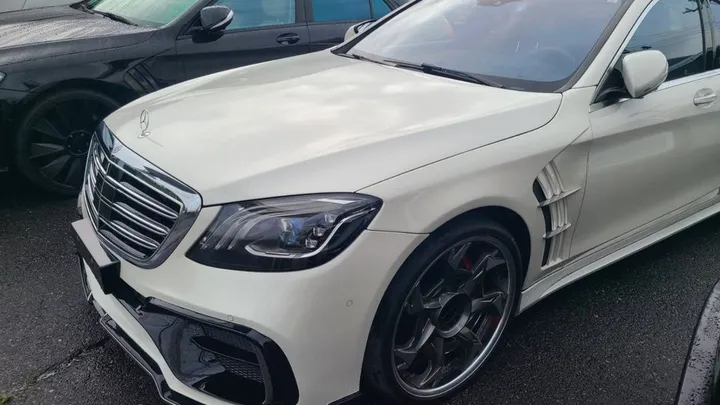 Mercedes-Benz S 560
