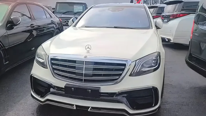 Mercedes-Benz S 560