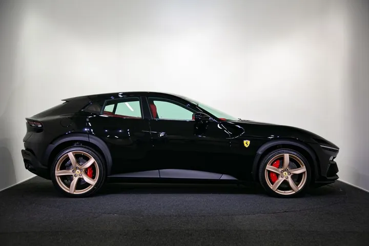 Ferrari Purosangue