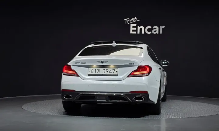 Genesis G70