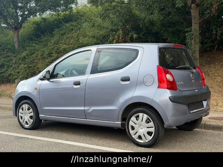 Nissan Pixo