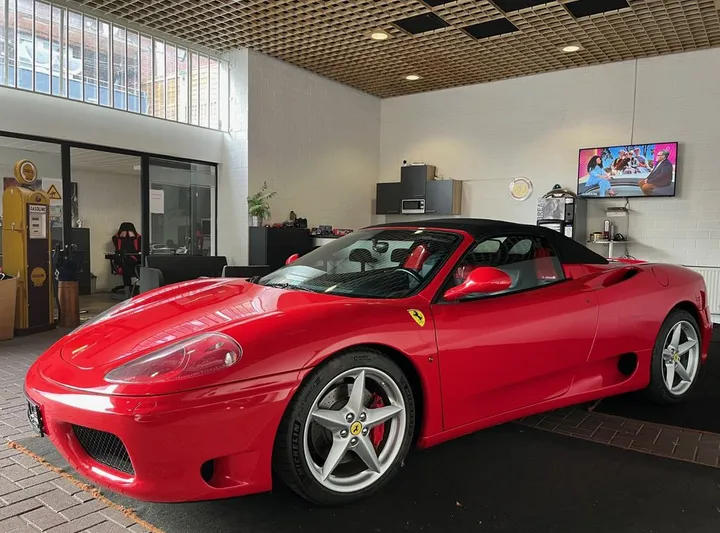 Ferrari 360