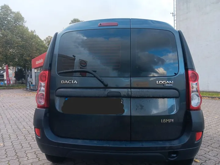 Dacia Logan