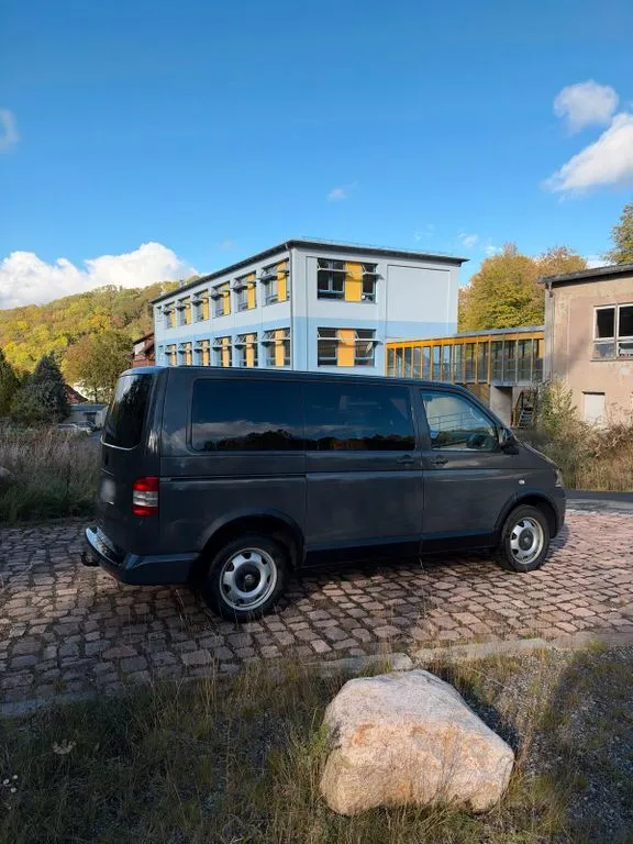 Volkswagen T5 Caravelle