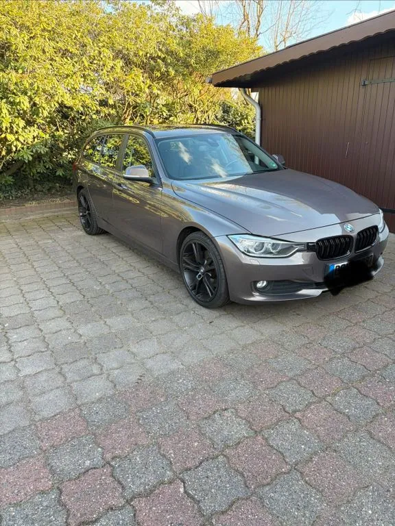 BMW 320