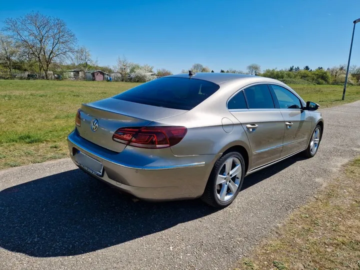 Volkswagen Passat CC