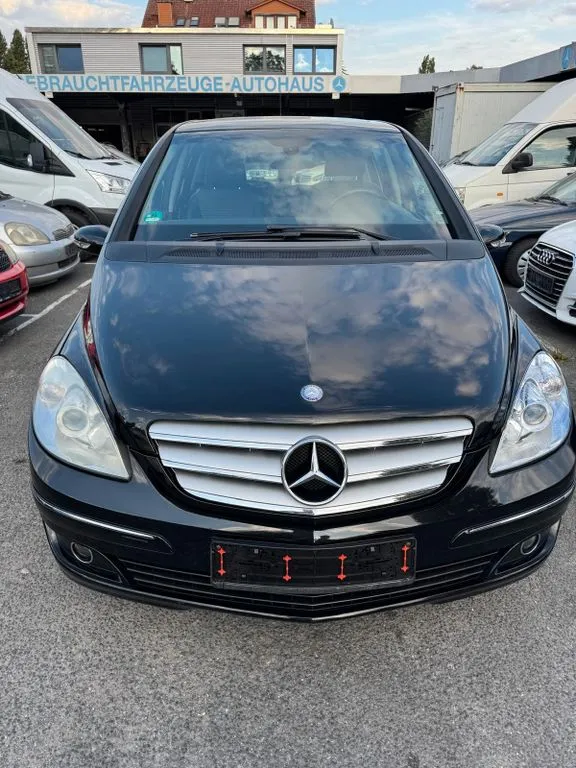 Mercedes-Benz B 170