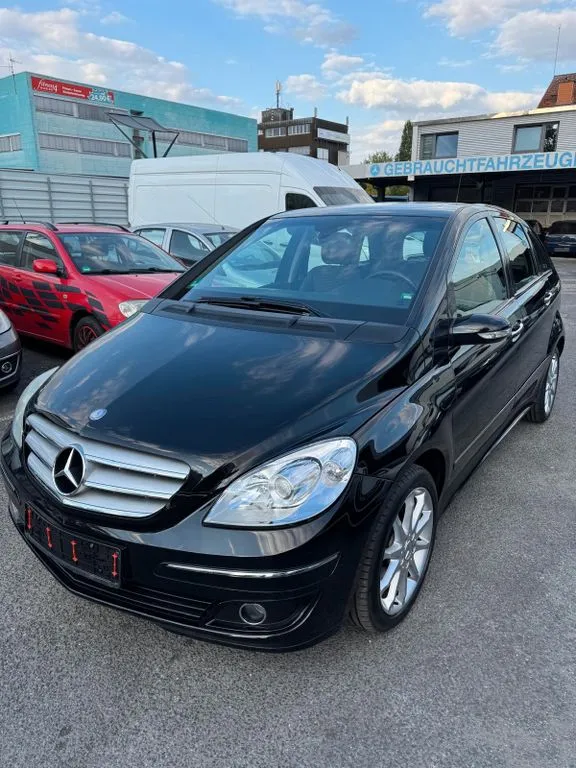 Mercedes-Benz B 170