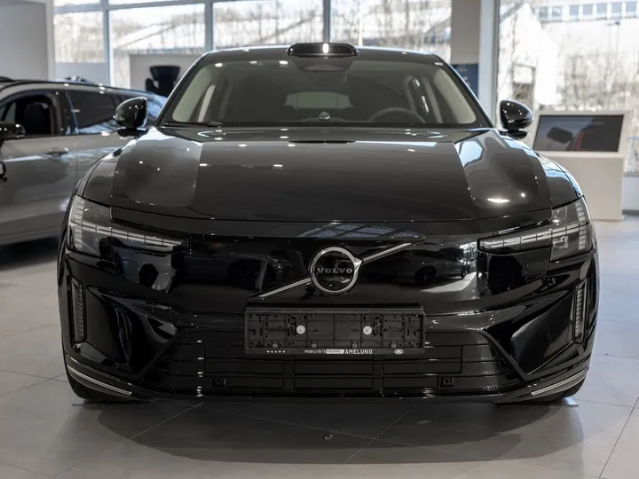 Volvo ES90