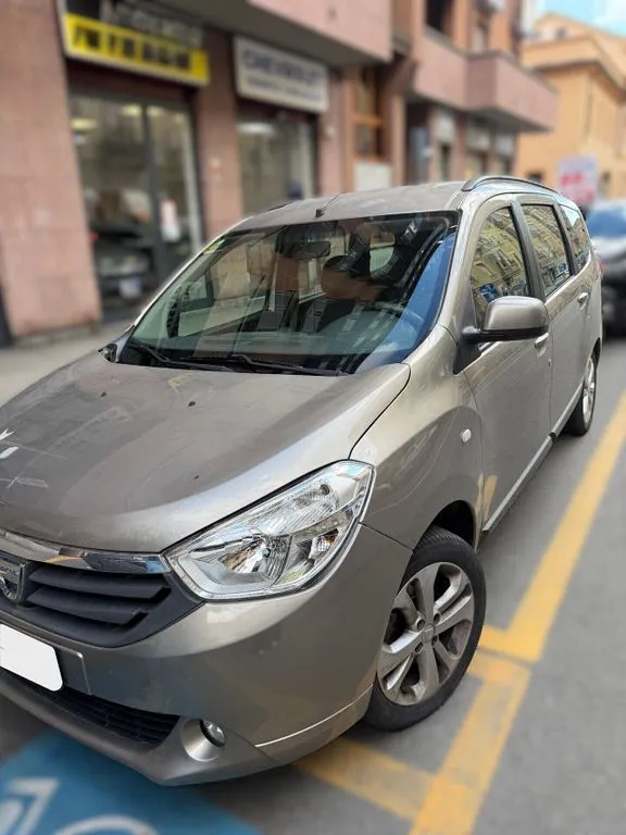 Dacia Lodgy